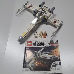 Lego Luke Skywalker X-Wing Fighter